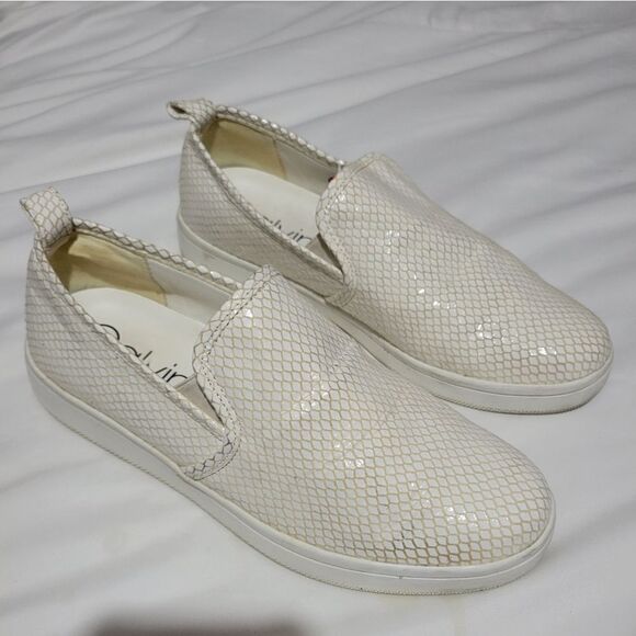 Calvin Klein womens Deva Sneaker sz 9.5 - Picture 9 of 12